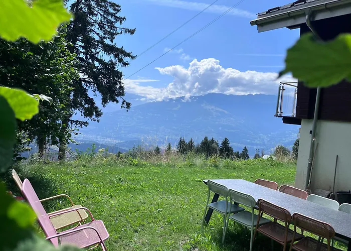 Les Jouges Dağ evi *